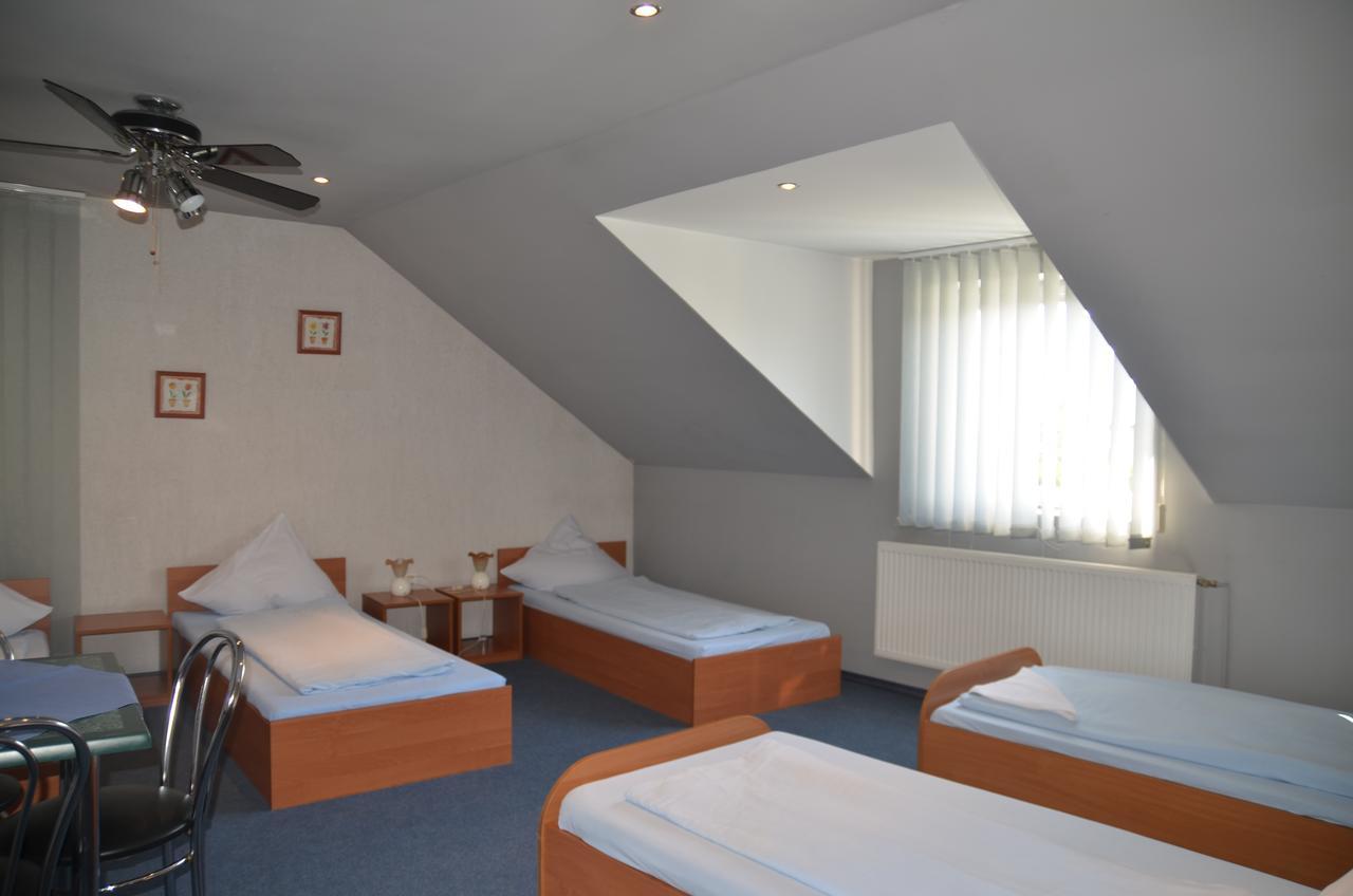 Motel Eden Zamość Extérieur photo